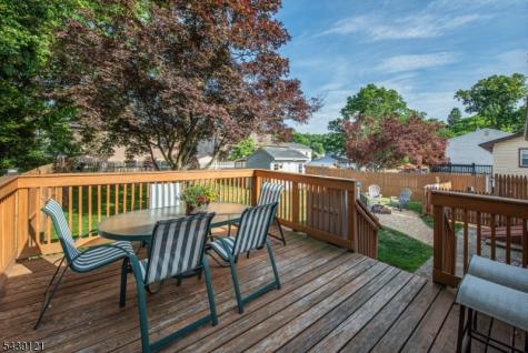 123 Idalroy Trail Hopatcong NJ 07843