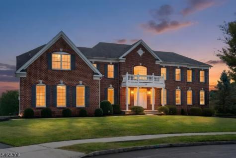 10 Raker Court Hillsborough NJ 08844