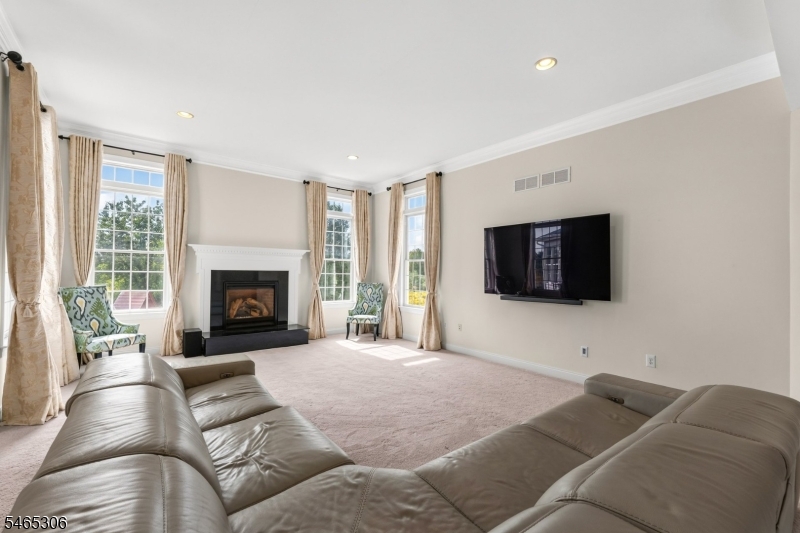 10 Raker Court Hillsborough NJ 08844
