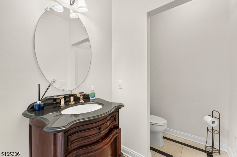 10 Raker Court Hillsborough NJ 08844