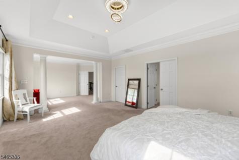 10 Raker Court Hillsborough NJ 08844