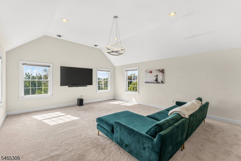 10 Raker Court Hillsborough NJ 08844