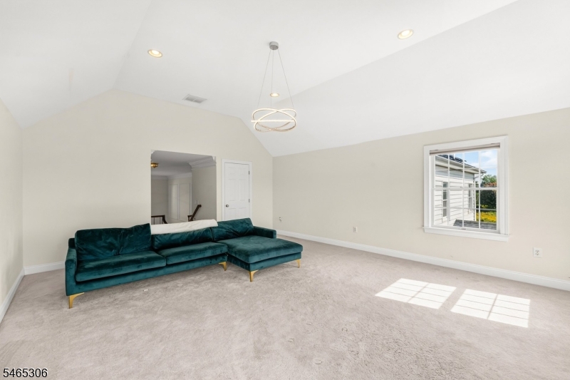 10 Raker Court Hillsborough NJ 08844