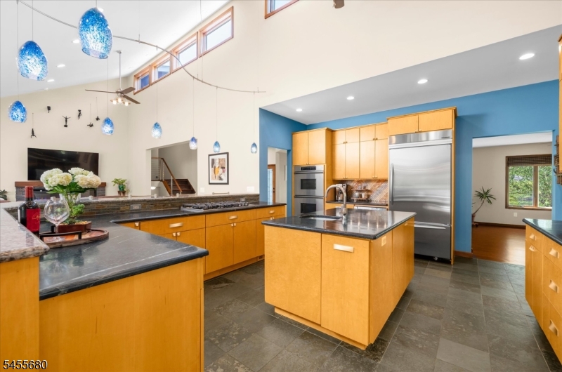 11 White Bridge Road Franklin NJ 08867