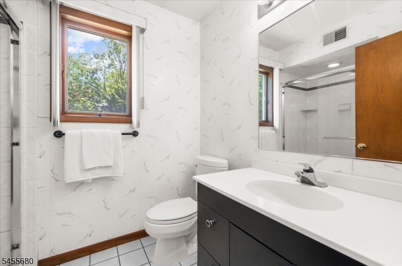 11 White Bridge Road Franklin NJ 08867