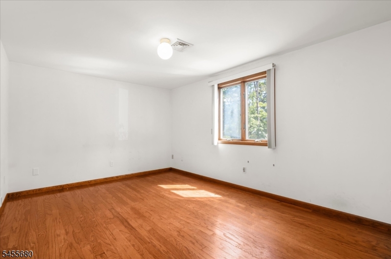 11 White Bridge Road Franklin NJ 08867