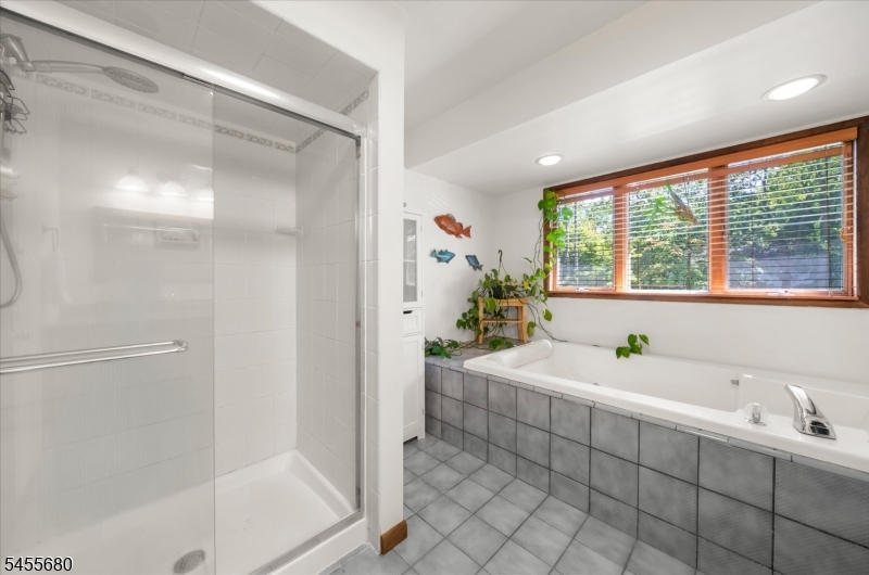 11 White Bridge Road Franklin NJ 08867