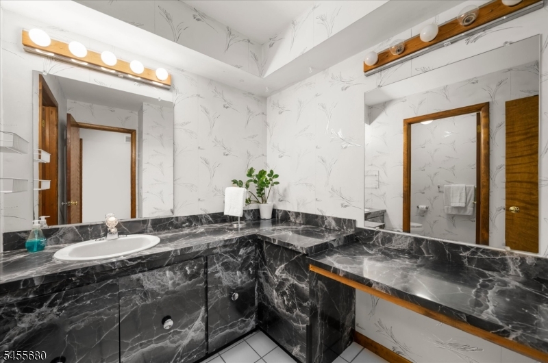 11 White Bridge Road Franklin NJ 08867