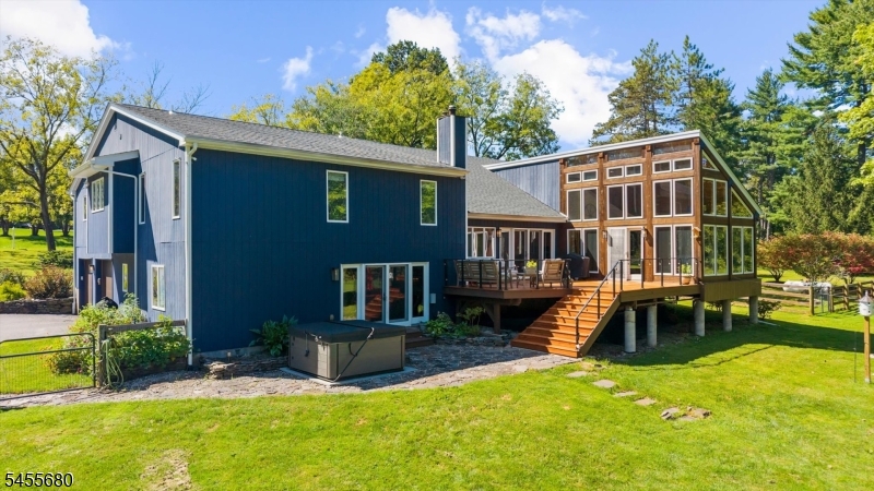 11 White Bridge Road Franklin NJ 08867