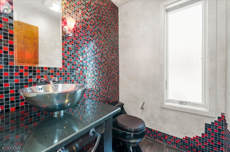 11 White Bridge Road Franklin NJ 08867
