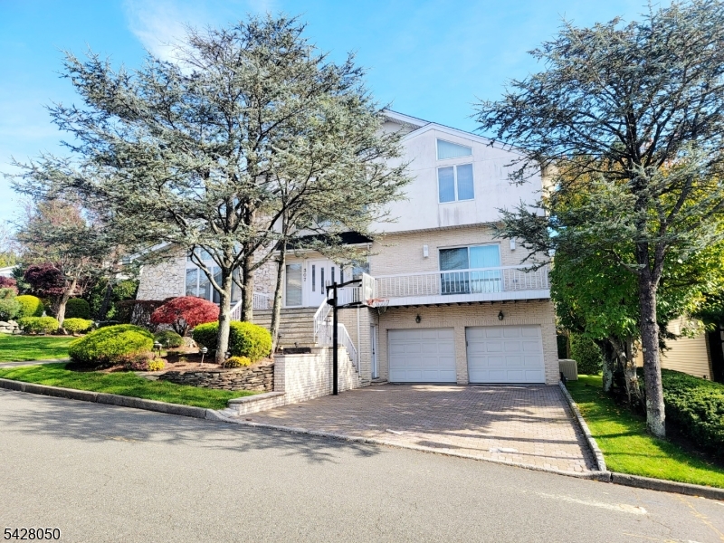 307 Center Street Englewood Cliffs NJ 07632