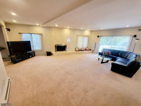 307 Center Street Englewood Cliffs NJ 07632