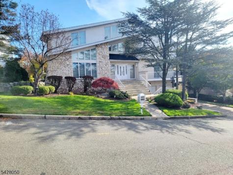 307 Center Street Englewood Cliffs NJ 07632