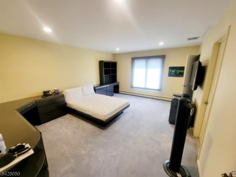 307 Center Street Englewood Cliffs NJ 07632