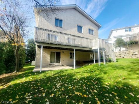 307 Center Street Englewood Cliffs NJ 07632