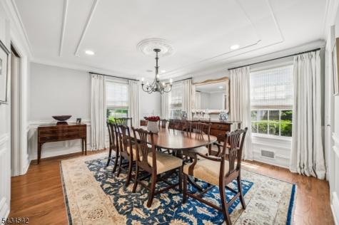 11 Cayuga Way Millburn NJ 07078