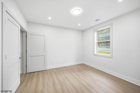 35 Sycamore Avenue Livingston NJ 07039