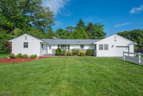 11 Hunters Lane Sparta NJ 07871