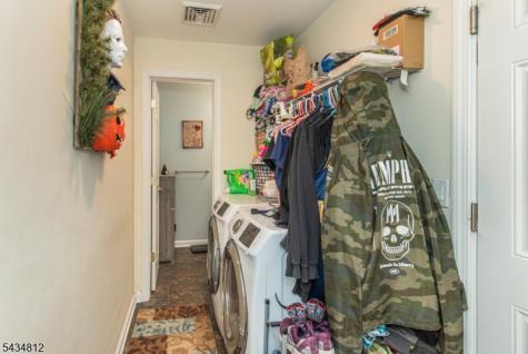 11 Hunters Lane Sparta NJ 07871