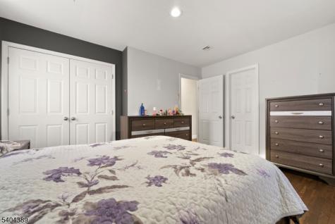 5 Jessie Street Carteret NJ 07008
