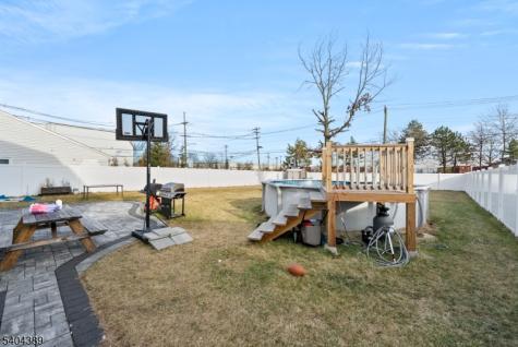 5 Jessie Street Carteret NJ 07008