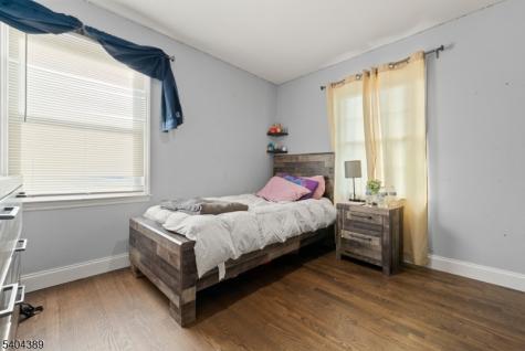 5 Jessie Street Carteret NJ 07008