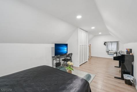 670 Devon Street Kearny NJ 07032