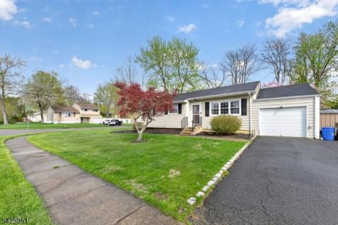 16 Devonshire Terrace Mount Olive NJ 07836
