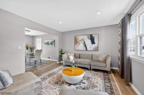 16 Devonshire Terrace Mount Olive NJ 07836