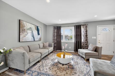 16 Devonshire Terrace Mount Olive NJ 07836