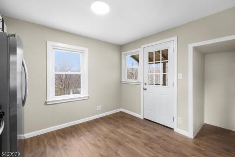 23 Harriet Way Roxbury NJ 07850