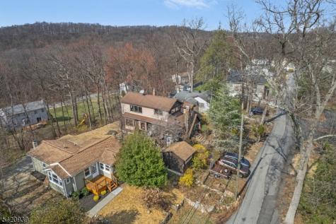 23 Harriet Way Roxbury NJ 07850