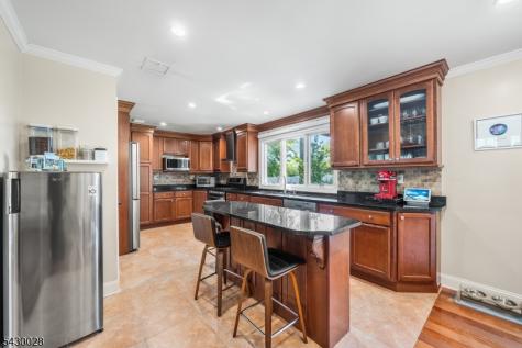 124 Crain Road Paramus NJ 07652