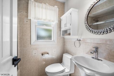 124 Crain Road Paramus NJ 07652