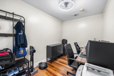 124 Crain Road Paramus NJ 07652