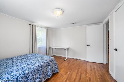 124 Crain Road Paramus NJ 07652