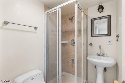 124 Crain Road Paramus NJ 07652