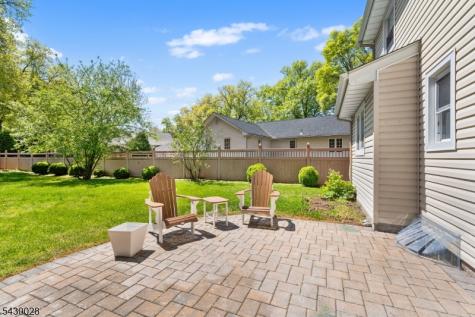 124 Crain Road Paramus NJ 07652