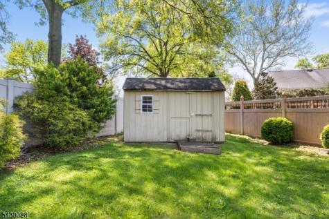 124 Crain Road Paramus NJ 07652