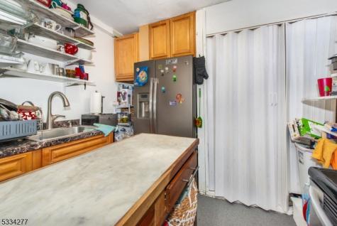 208 Maxim Drive Hopatcong NJ 07843