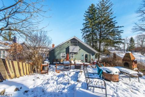 208 Maxim Drive Hopatcong NJ 07843