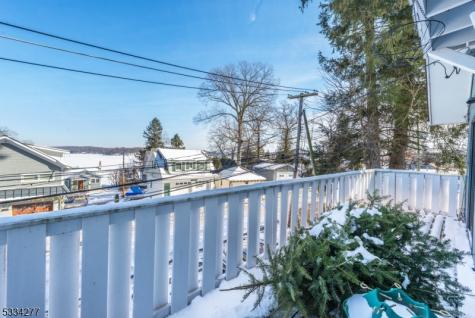 208 Maxim Drive Hopatcong NJ 07843