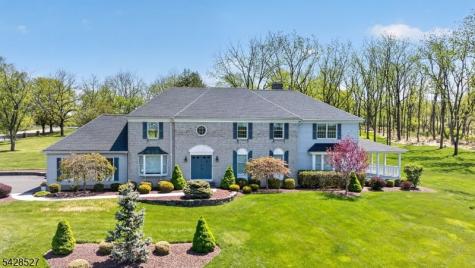 2 W View Drive Raritan NJ 08822