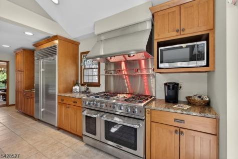 2 W View Drive Raritan NJ 08822