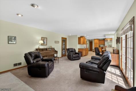 2 W View Drive Raritan NJ 08822