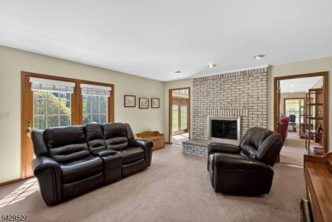 2 W View Drive Raritan NJ 08822
