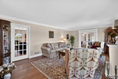 2 W View Drive Raritan NJ 08822