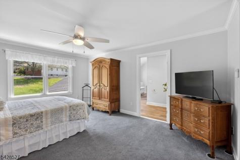 2 W View Drive Raritan NJ 08822