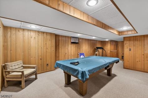 2 W View Drive Raritan NJ 08822