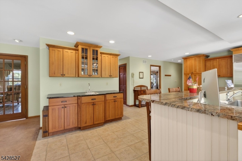 2 W View Drive Raritan NJ 08822